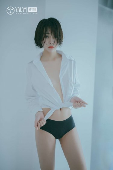 男女边摸边吃奶动态图